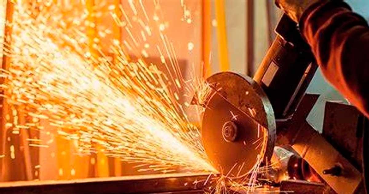 La industria utilizoacute el 588-en-porciento- de su capacidad instalada en junio y sumoacute otra suba interanual