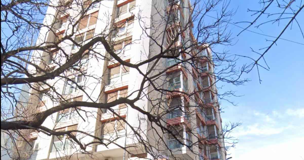 Hallan el cuerpo de una joven desaparecida en el departamento de un ex policía condenado