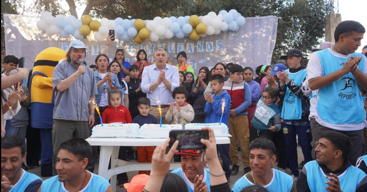 La parroquia  de Lourdes celebroacute su 53ordm aniversario evangelizando