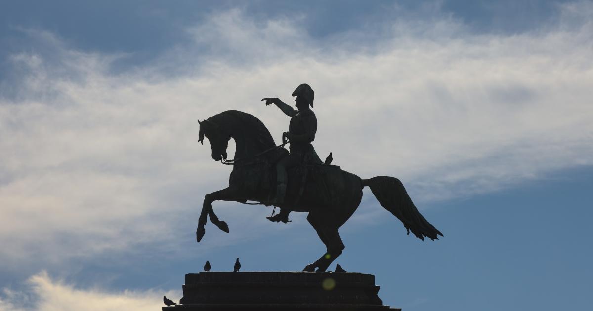 175 antildeos de ausencia del Padre dela Patria