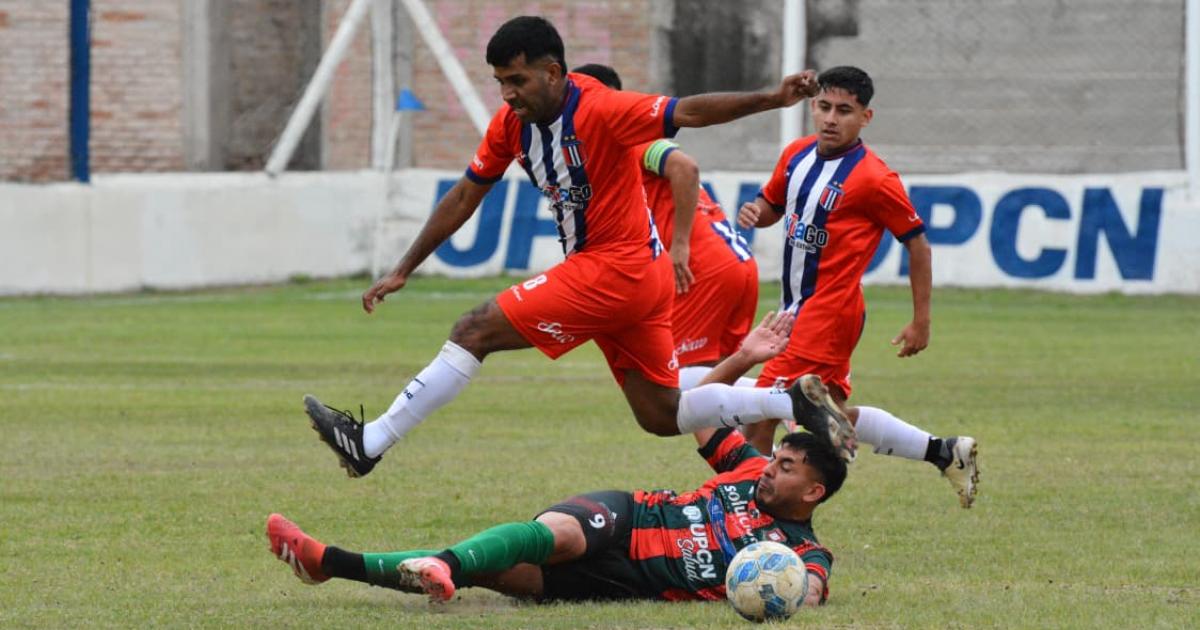 Unioacuten Santiago vencioacute a Villa Unioacuten y puso la zona A al rojo vivo