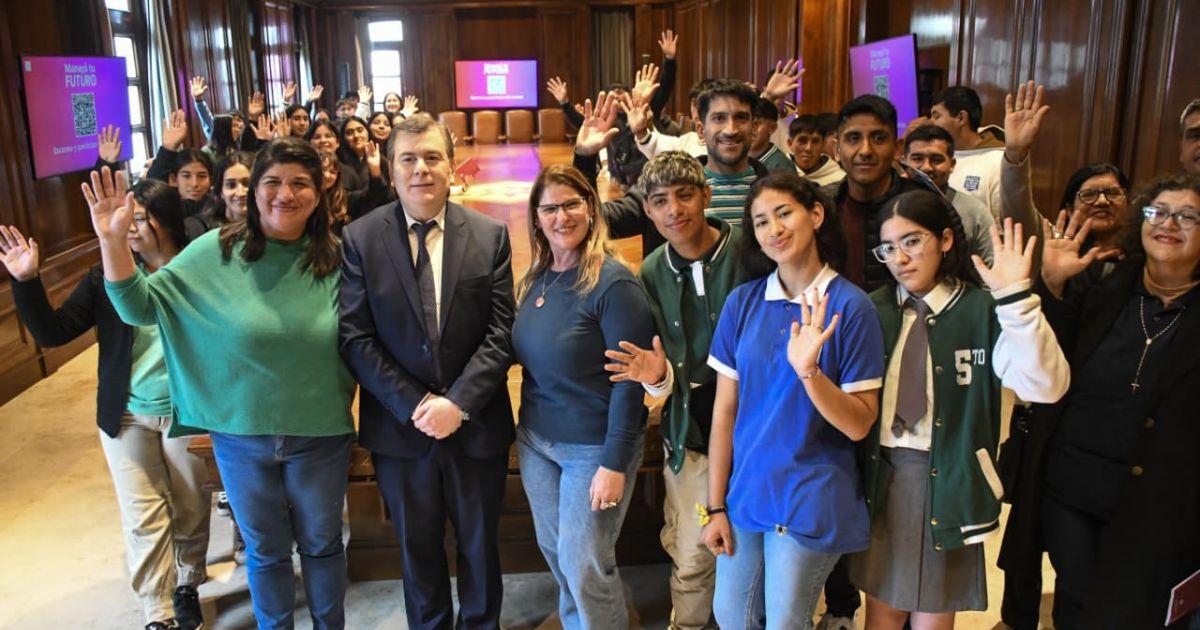 Los alumnos del interior pudieron conocer Casa de Gobierno