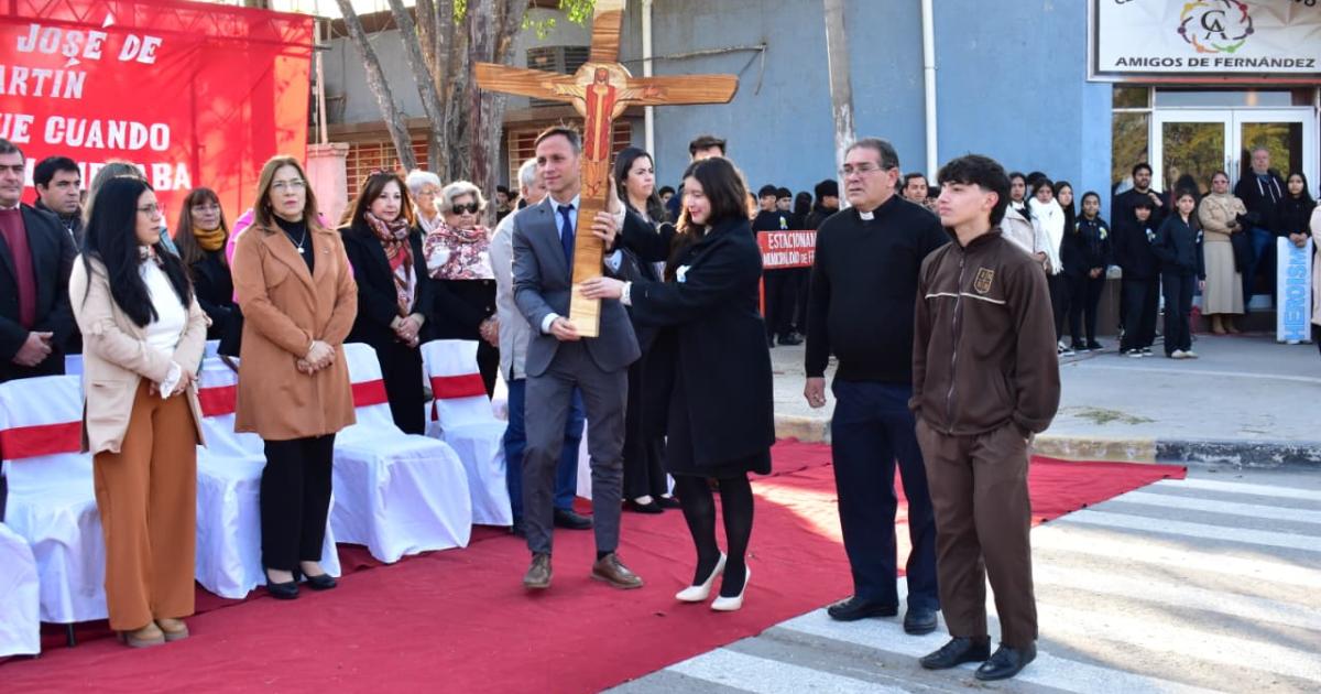 El General San Martiacuten fue recordado con un gran acto en Fernaacutendez