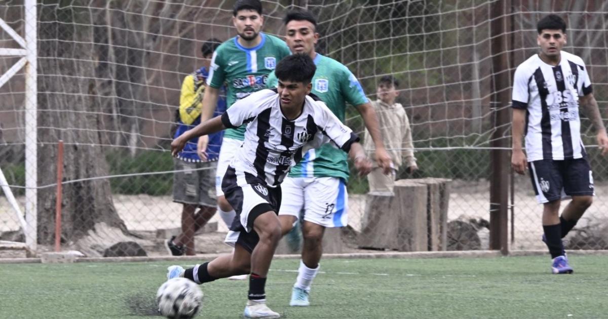 Sportivo Fernaacutendez lo dio vuelta y se prende en la pelea