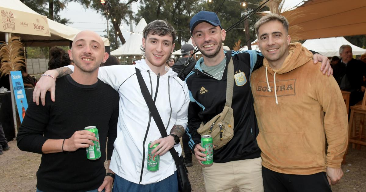 FIESTA DE LA ABUELA MARIacuteA LUISA