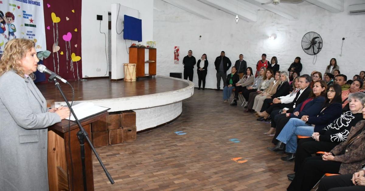 Fuentes participoacute del reconocimiento del Rotary Club Huarmi a jardines de infantes