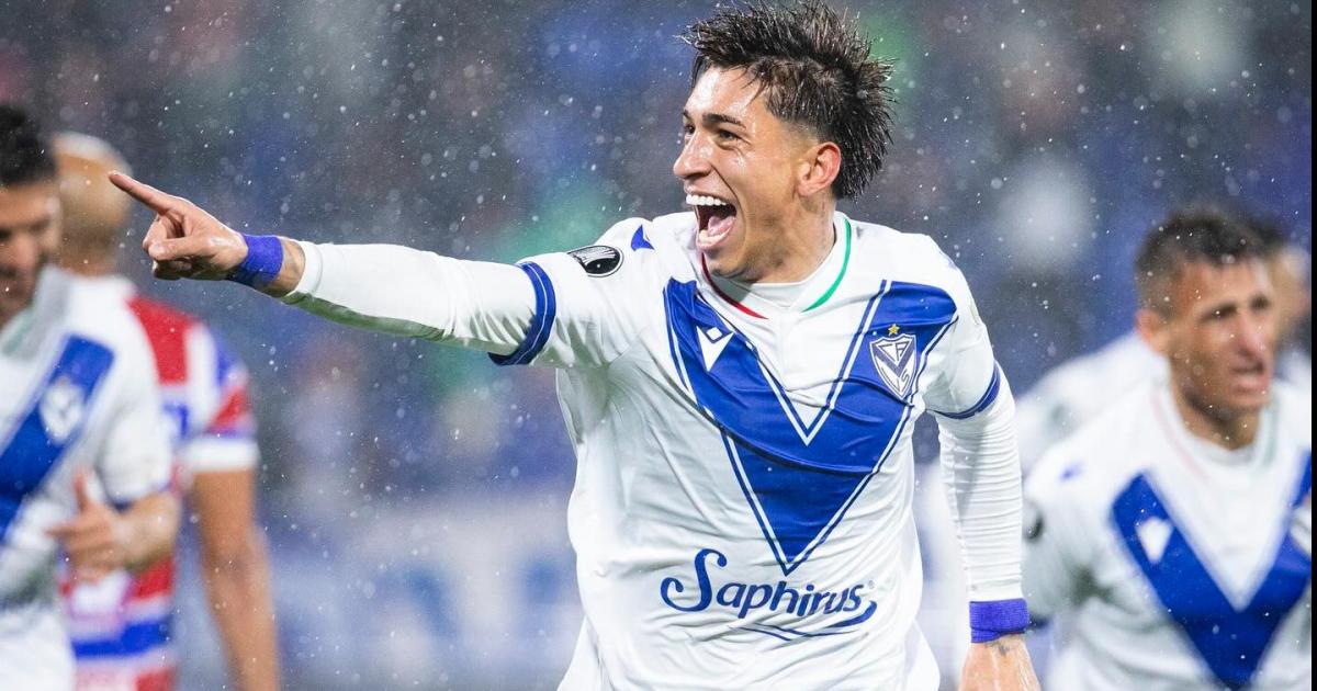 Veacutelez hizo lo suyo y seraacute el rival de Racing en cuartos