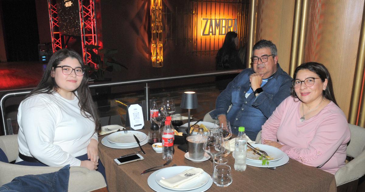 TRIBUTO A RICKY MARTIN EN ZAMBRA