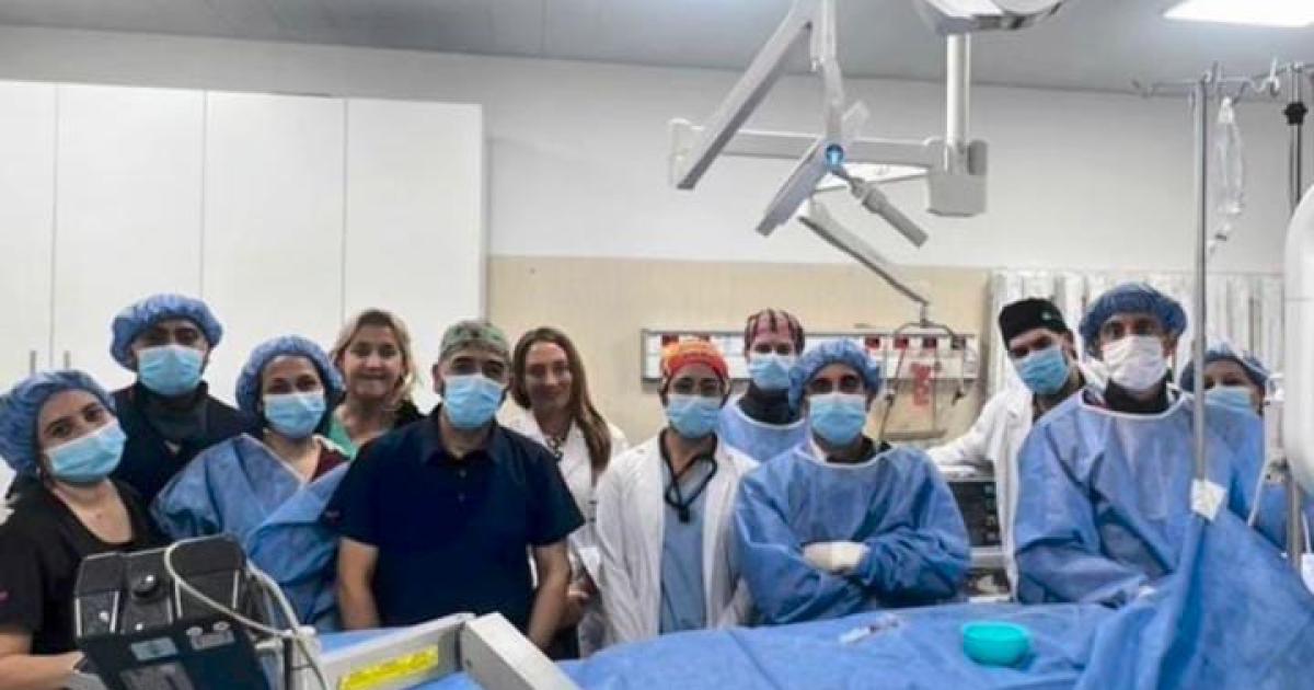 Histoacuterica intervencioacuten en el Hospital Regional- colocan un dispositivo a una nintildea de 2 antildeos 