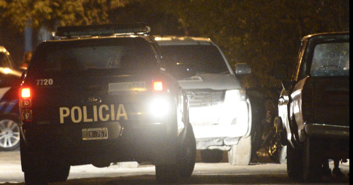 Sacoacute el cuchillo y me pidioacute lo que habiacutea en la caja fuerte se llevoacute US 20000