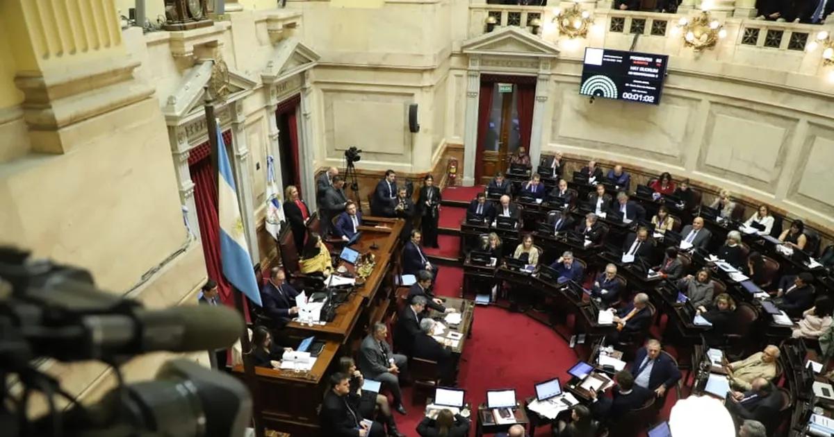 El Senado rechazoacute el decreto que disolviacutea Vialidad Nacional el INTA y otros organismos