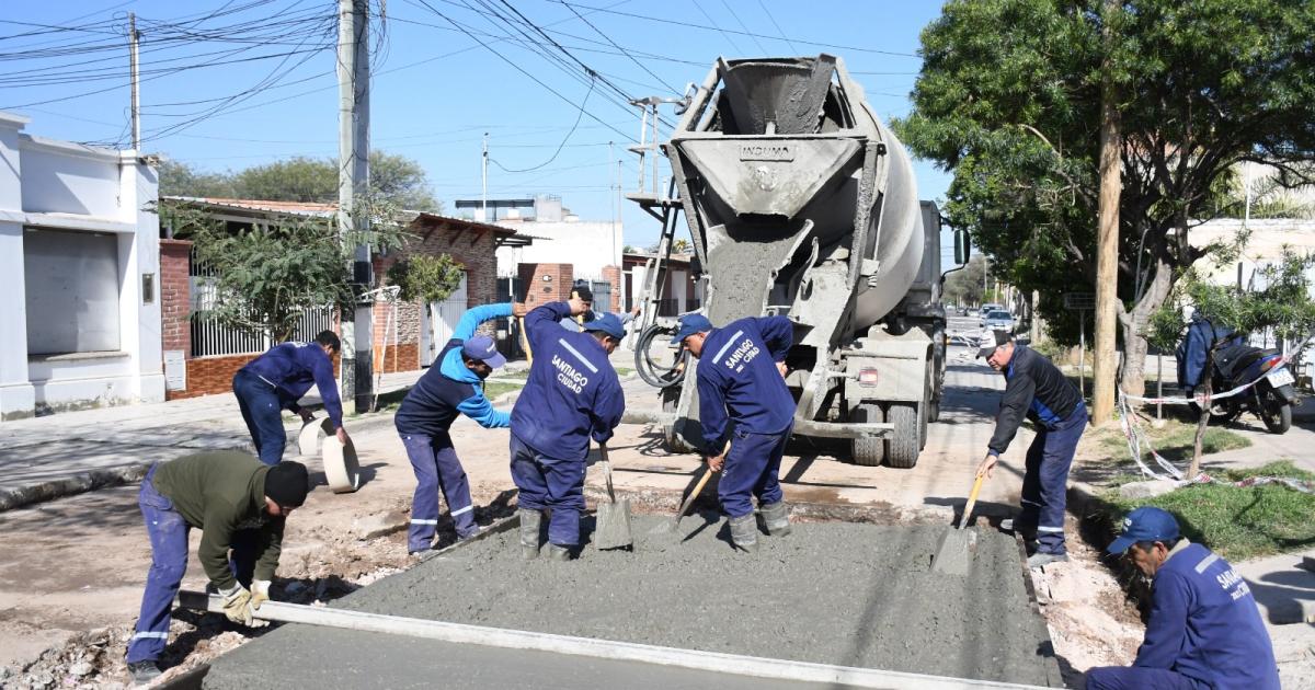 La comuna trabajó en la reparación del hormigón en la calle Congreso