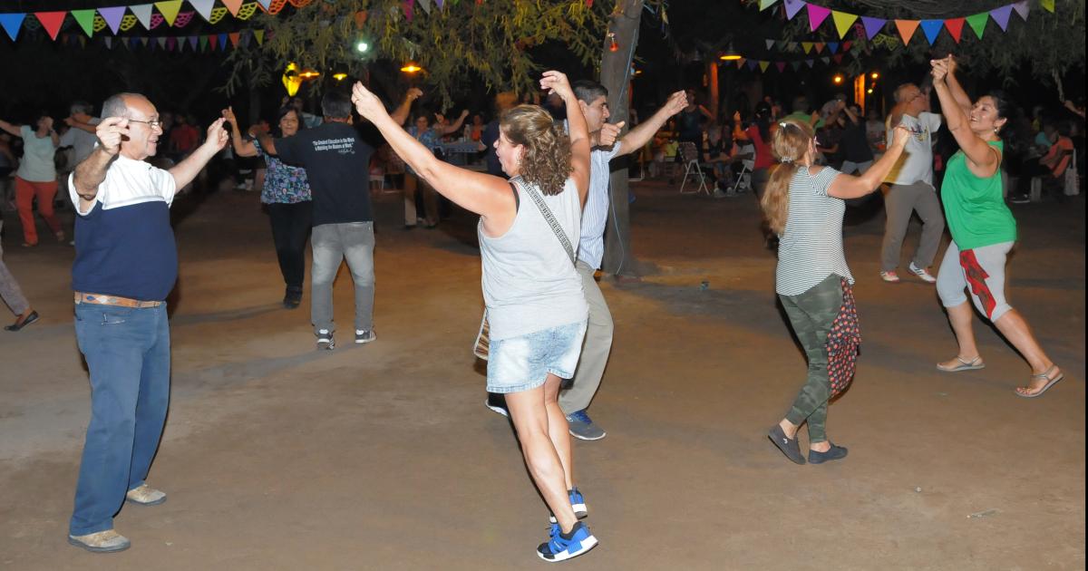 La Feria Upianita se renueva hoy para recibir a turistas y santiaguentildeos