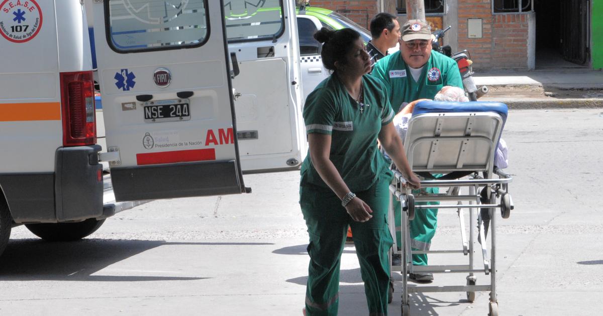 DIRECTO AL REGIONAL- Ábalos fue conducido ayer al nosocomio capitalino De todos modos la decisión es alojarlo en la seccional 14 Su entorno laboral delató mucha preocupación