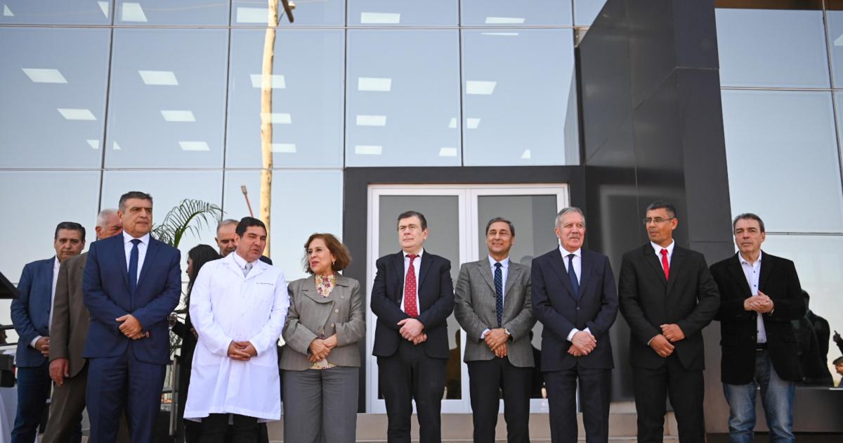 Zamora resaltoacute la importancia y la movilidad social que implica invertir en salud y educacioacuten