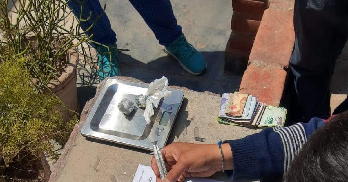 Barrio Sumampa- detuvieron a una pareja secuestraron de droga y dinero 