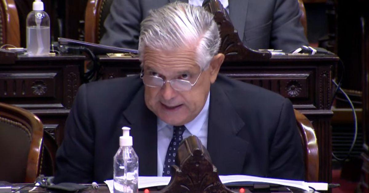 López Murphy se refirió al escndalo que salpica al Gobierno