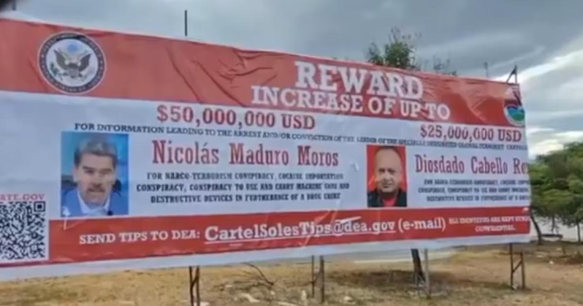Apareció un crtel con la recompensa por Maduro