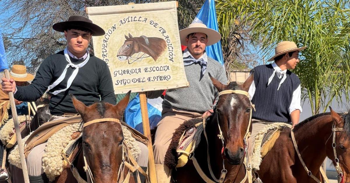 Guardia Escolta celebroacute sus 137 antildeos