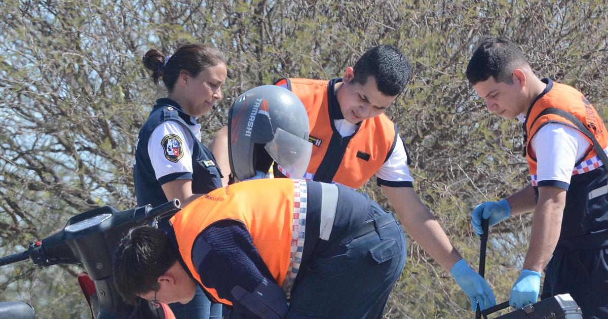 PERICIAS- Los fiscales trabajaban anoche respaldados en la experiencia del personal de Criminalística y sus pares de Homicidios y Delitos Complejos