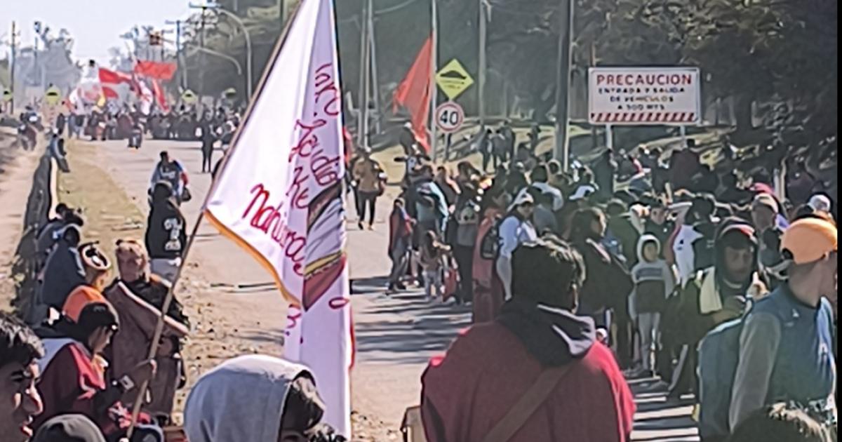 Una multitud participoacute de la fiesta chica y procesioacuten de San Gil