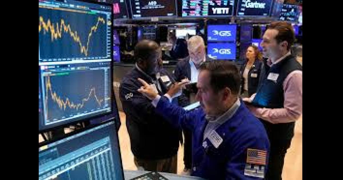 El doacutelar oficial subioacute a 1375 baja en acciones y en bonos