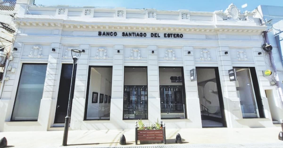 La fachada imponente que guarda un equilibrio entre respeto y transformación El Lic Gustavo Ick preside el Banco Santiago del Estero