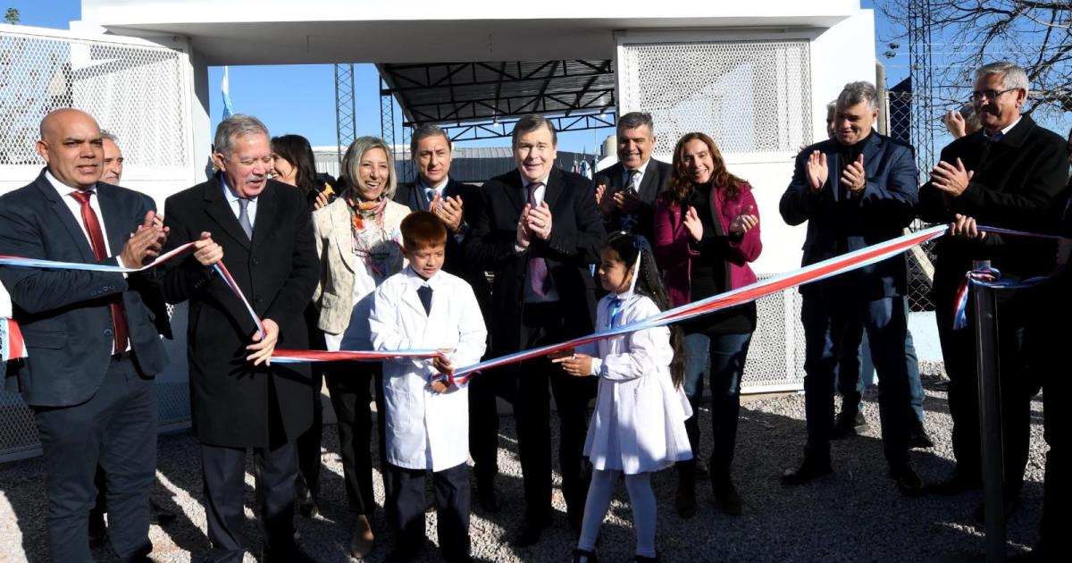 No son tiempos faacuteciles los que se viven y tenemos que afrontarlos con esperanza y solidaridad