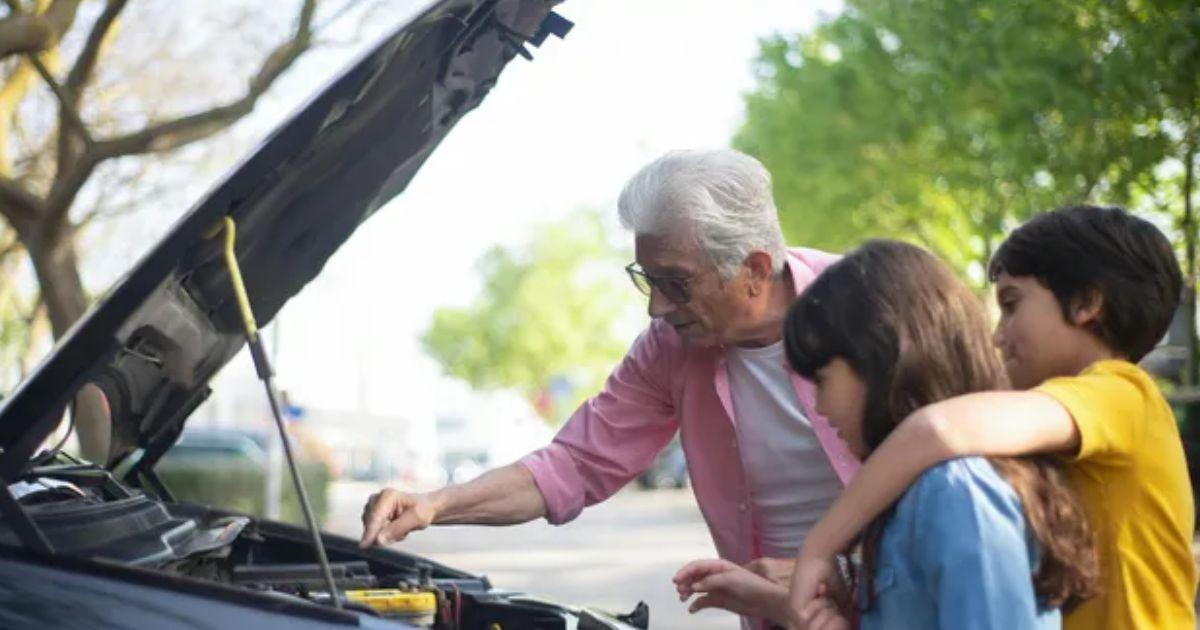 Educar en seguridad vial empieza en casa- cada acción al volante deja enseñanzas que los niños llevan consigo toda la vida