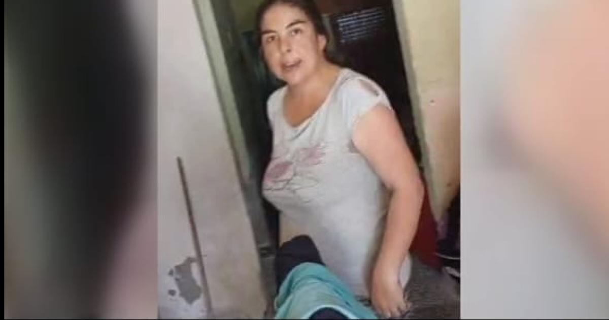 Catequista que obligaba a hijo a comer excremento seguiraacute presa