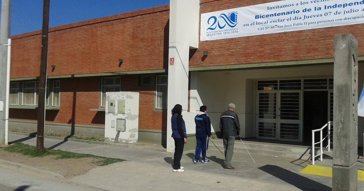 EDUCACIÓN El CEI N° 50 trabaja por la inclusión y autonomía de personas con discapacidad visual