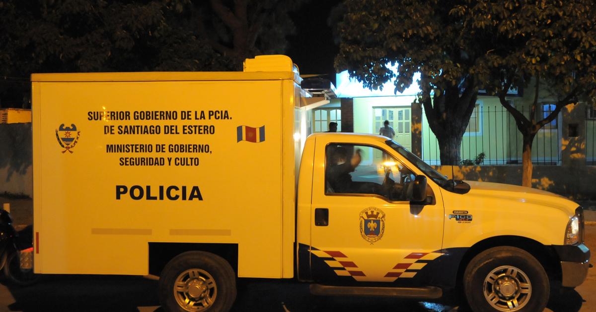 Muere joven tras precipitarse de la terraza de un edificio