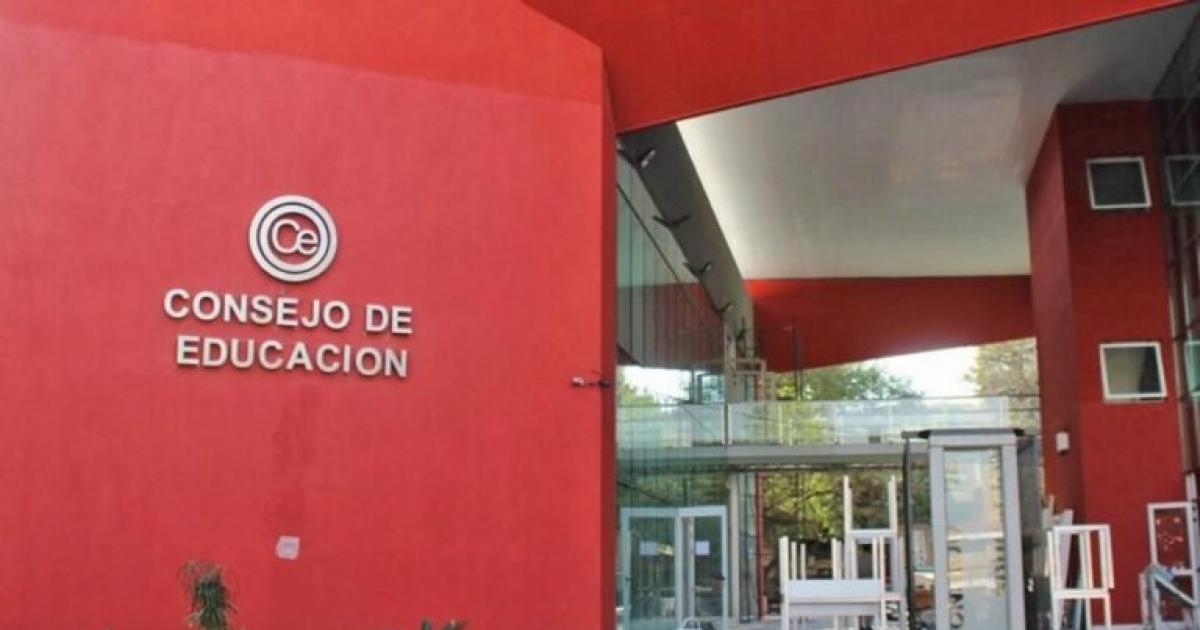 El Consejo de Eduacioacuten abre inscripciones para cargos docentes en liacutenea- coacutemo y cuaacutendo participar