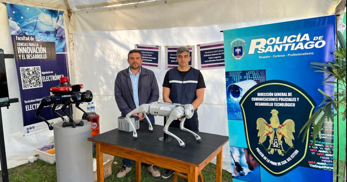 Policía de Santiago del Estero participó en la Expo UCSE 2025 con exhibición de robots de ltima generación
