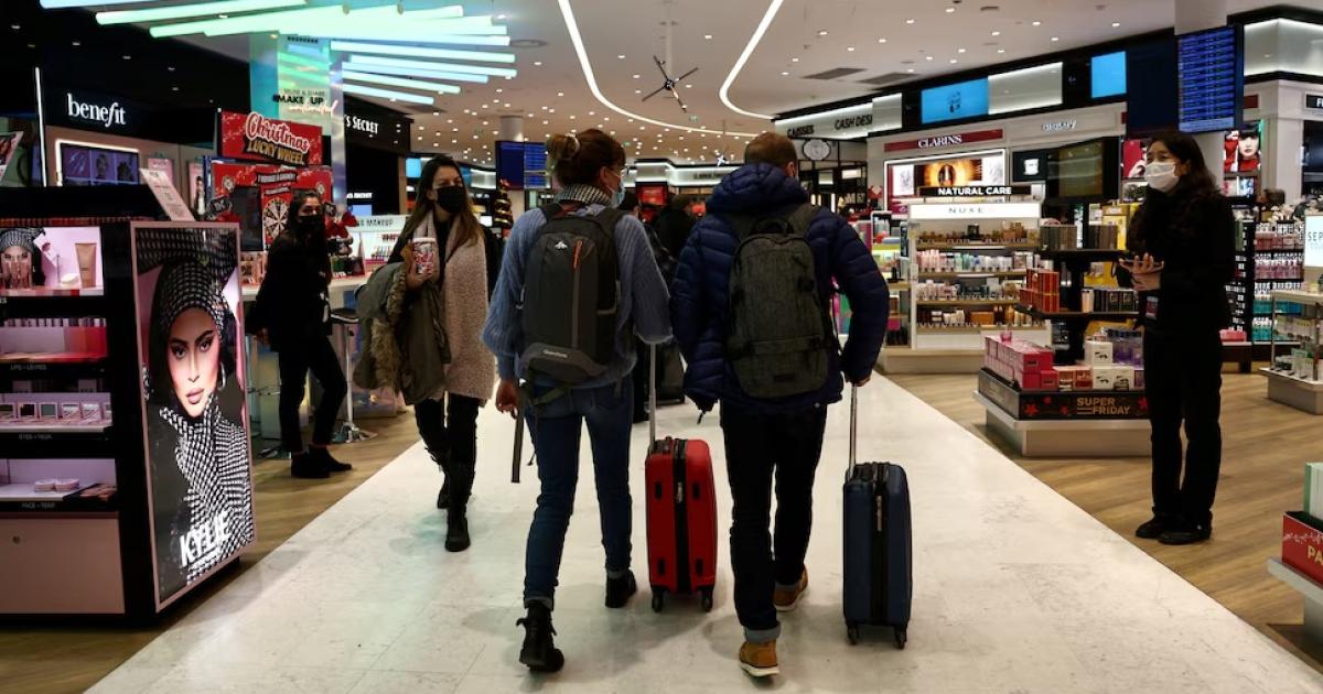 El gasto en dólares de los argentinos en julio superó los USD 1190 millones