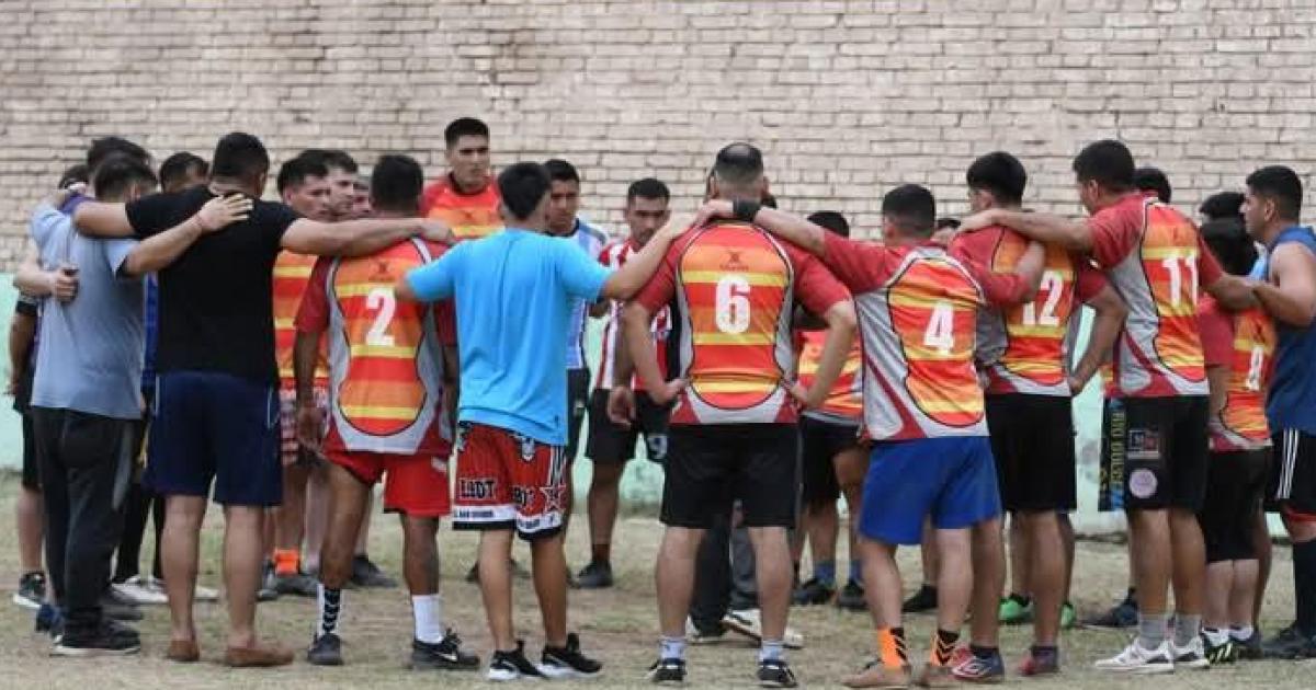 Espartanos programa que transforma la vida de los reclusos a través del rugby en Santiago