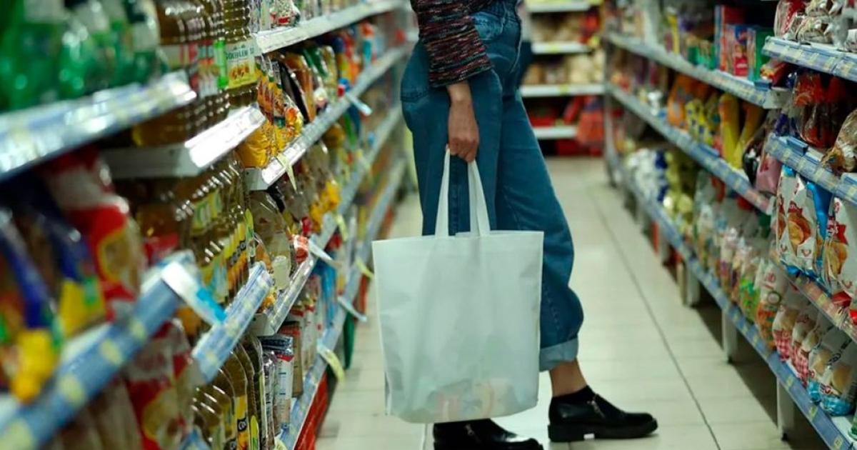 Inflación de agosto- los alimentos subieron pero el traslado a precios generales sería moderado