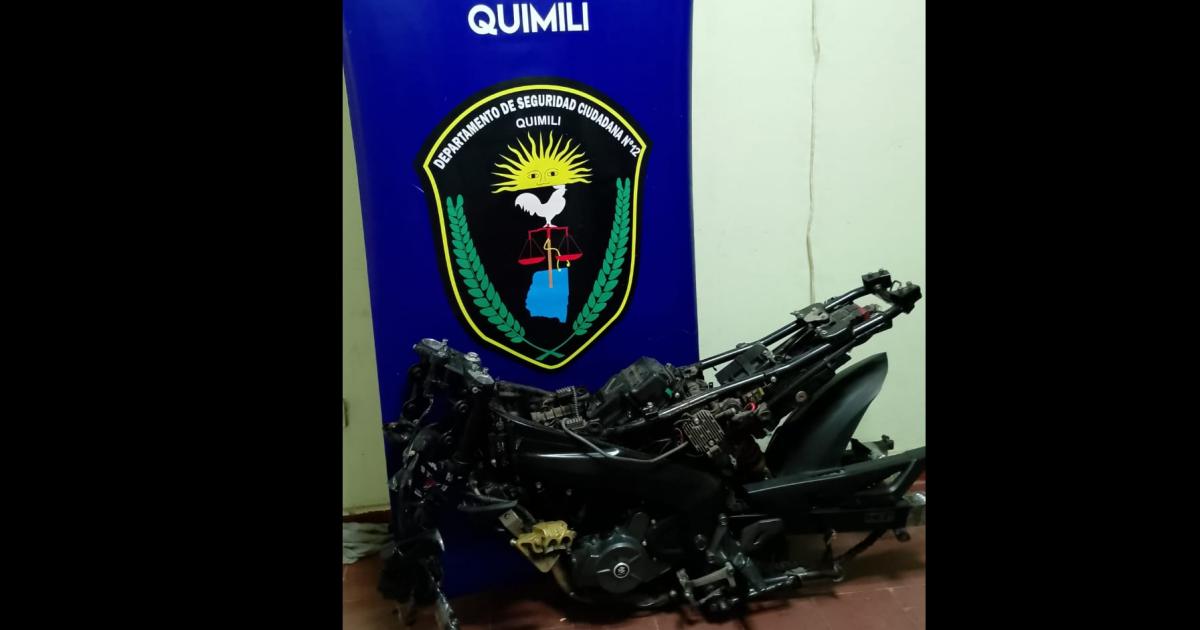Secuestran moto robada en la terminal de ómnibus de Quimilí