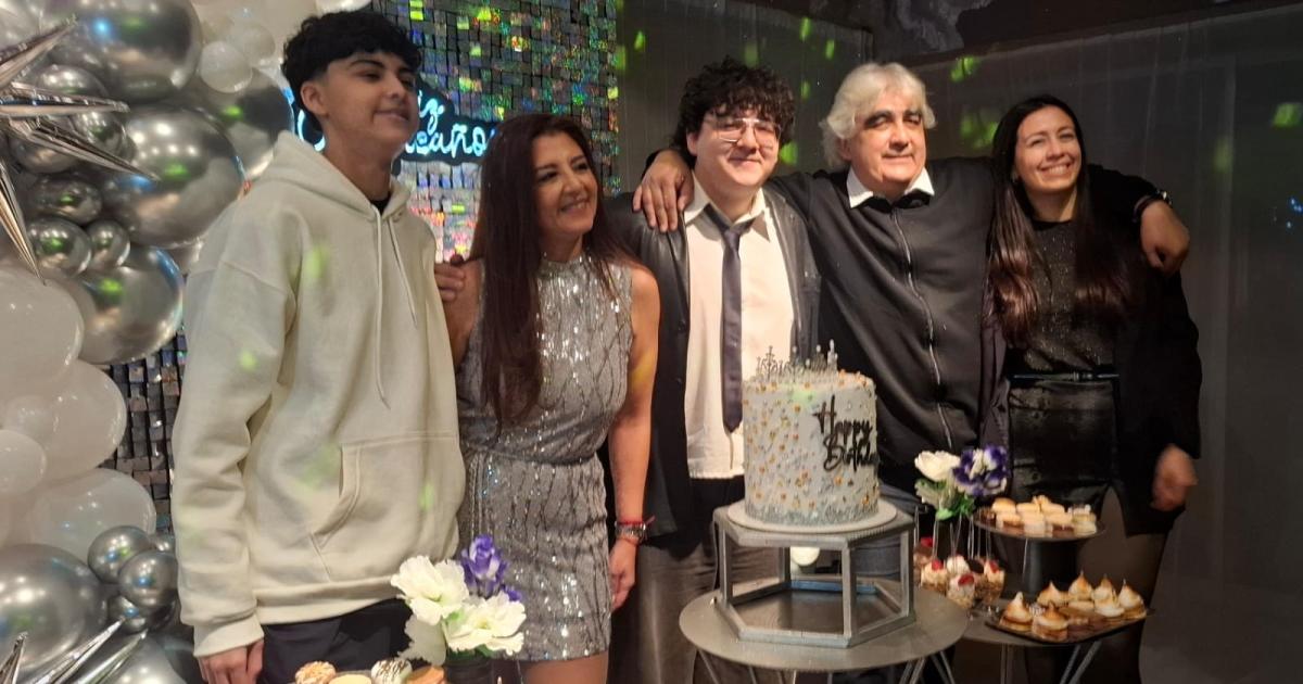 EL CUMPLEANtildeOS FELIZ DE SILVINA DIEZ