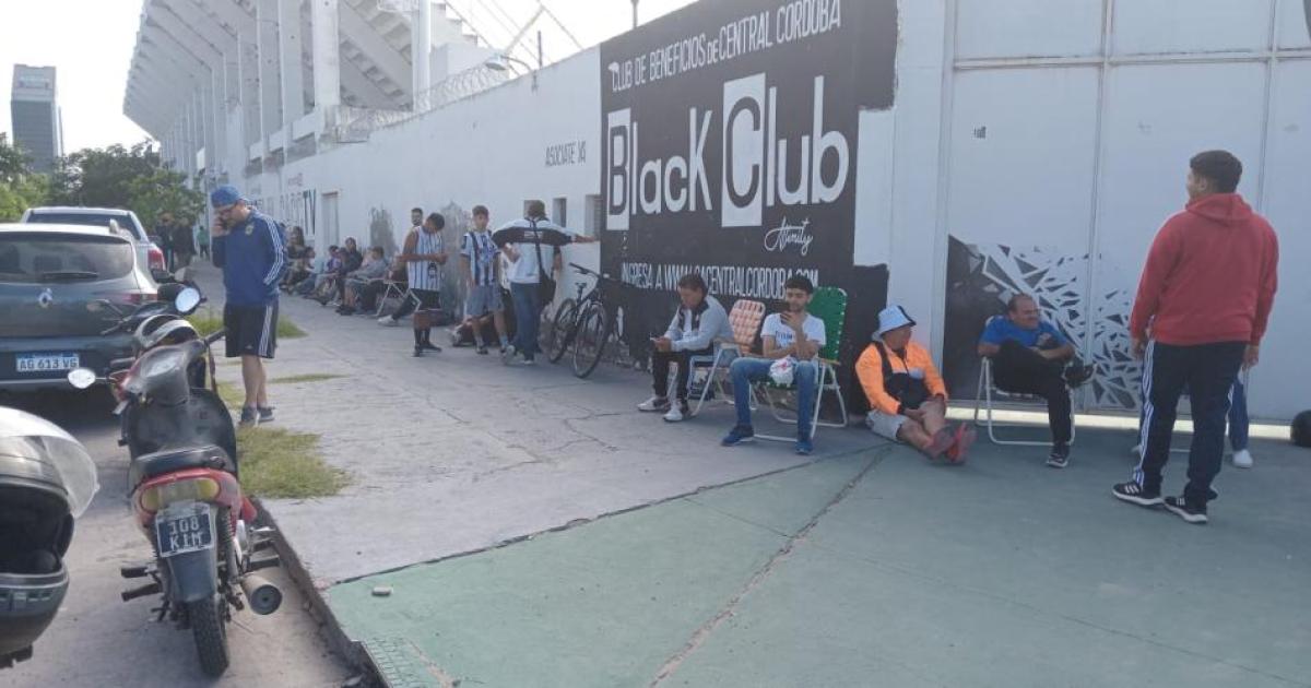 Confirman venta y precios de las entradas para la final entre el Ferro y Veacutelez