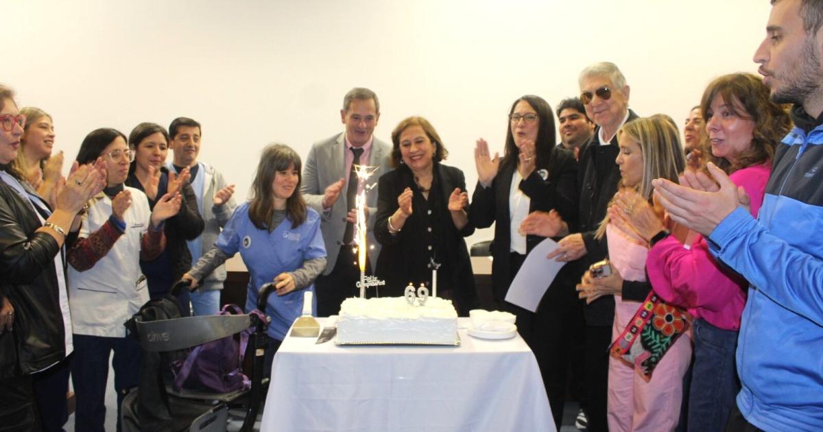  Estuvieron presentes las autoridades de Salud el equipo de profesionales del IPRI y pblico en general