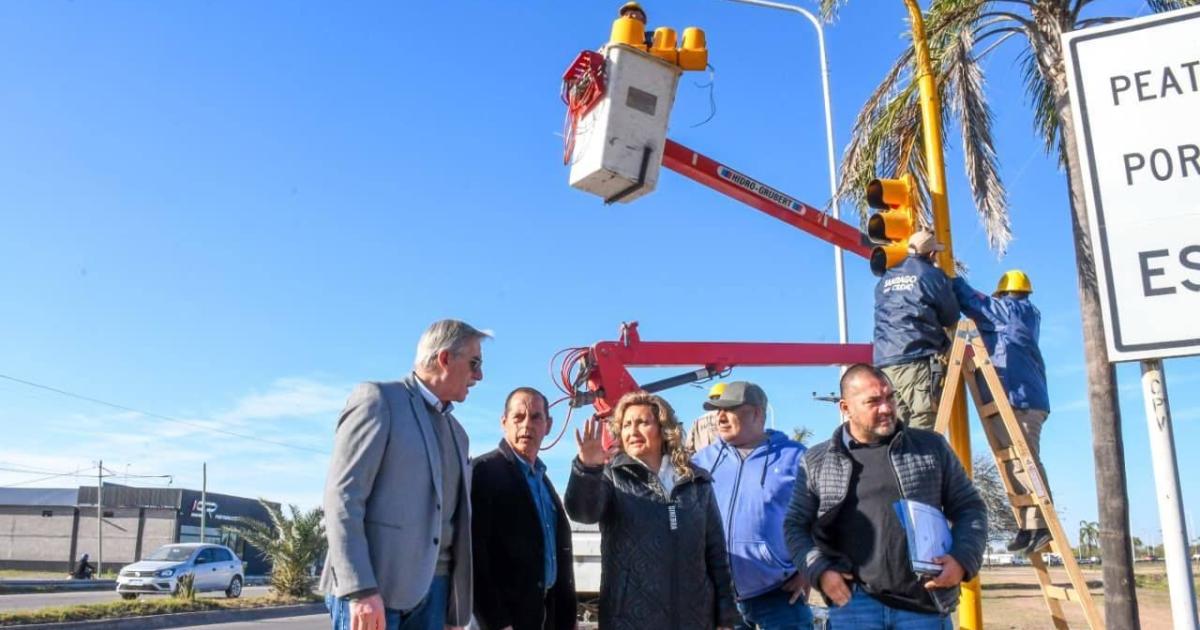 EQUIPO En avenida Belgrano y Circunvalación