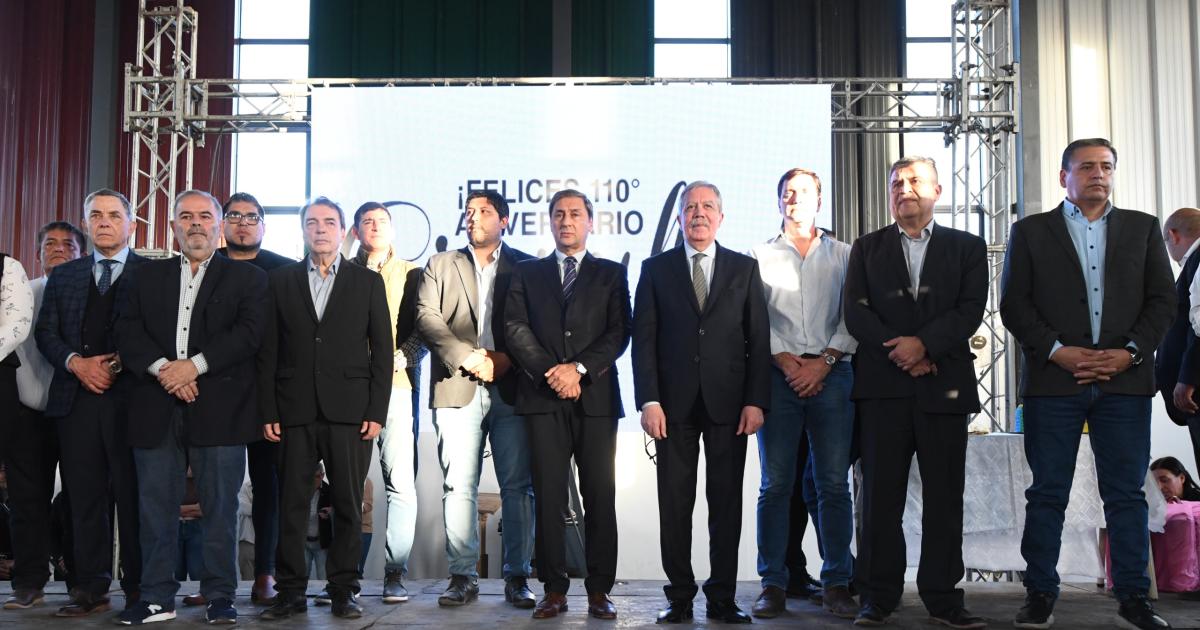 Eliacuteas Suaacuterez Jefe de Gabinete  inauguroacute la repavimentacioacuten  de la ruta El Charco - Gramilla 