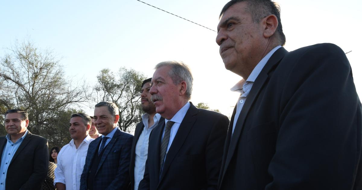 Eliacuteas Suaacuterez Jefe de Gabinete  inauguroacute la repavimentacioacuten  de la ruta El Charco - Gramilla 