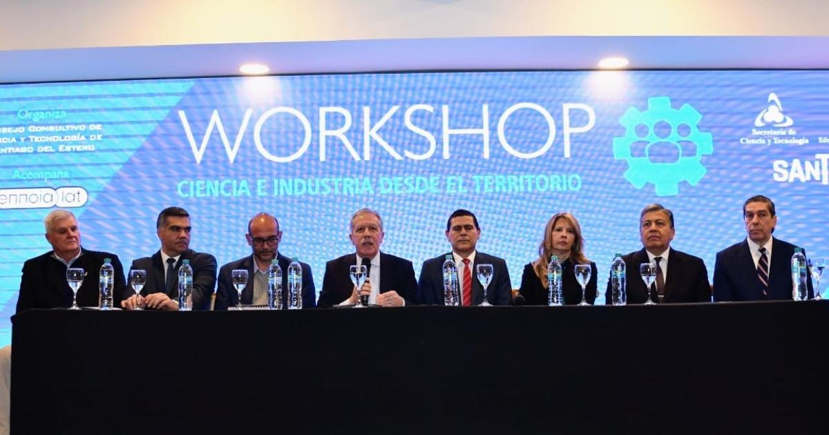 Elías Surez participó de un taller sobre Ciencia Industria y Territorio