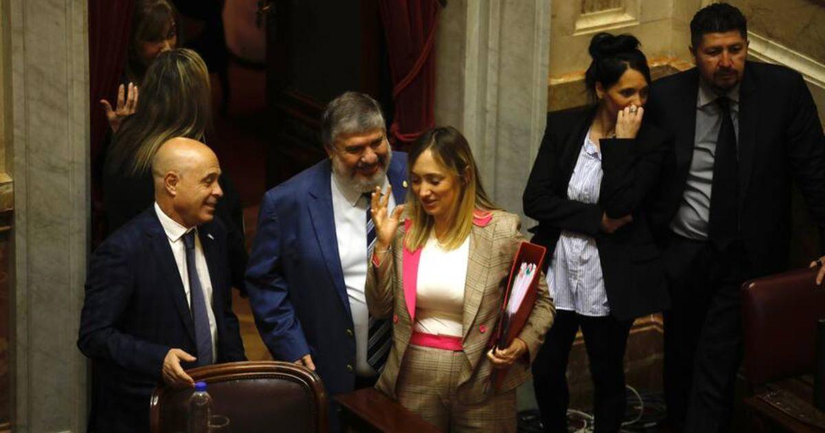El debate en senadores podría extenderse durante la jornada