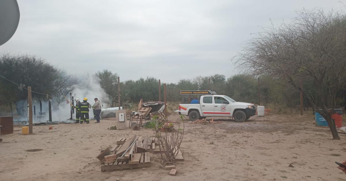 DAÑOS Las pérdidas fueron totales Al cierre de esta edición el acusado no había sido ubicado