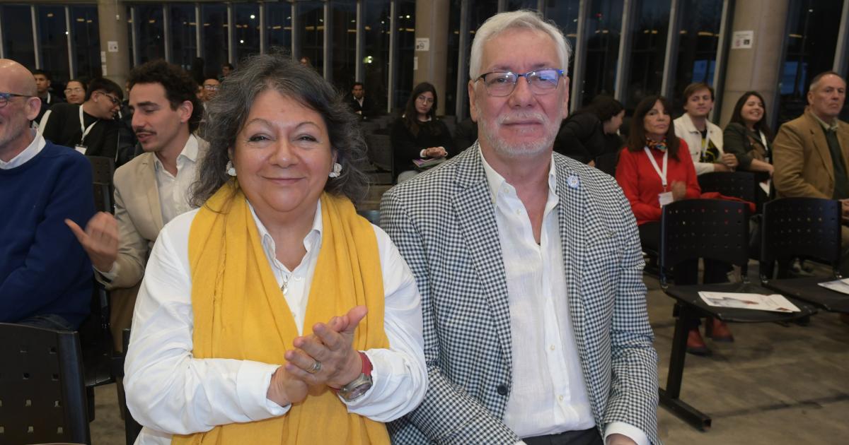 HOMENAJE AL PAPA FRANCISCO