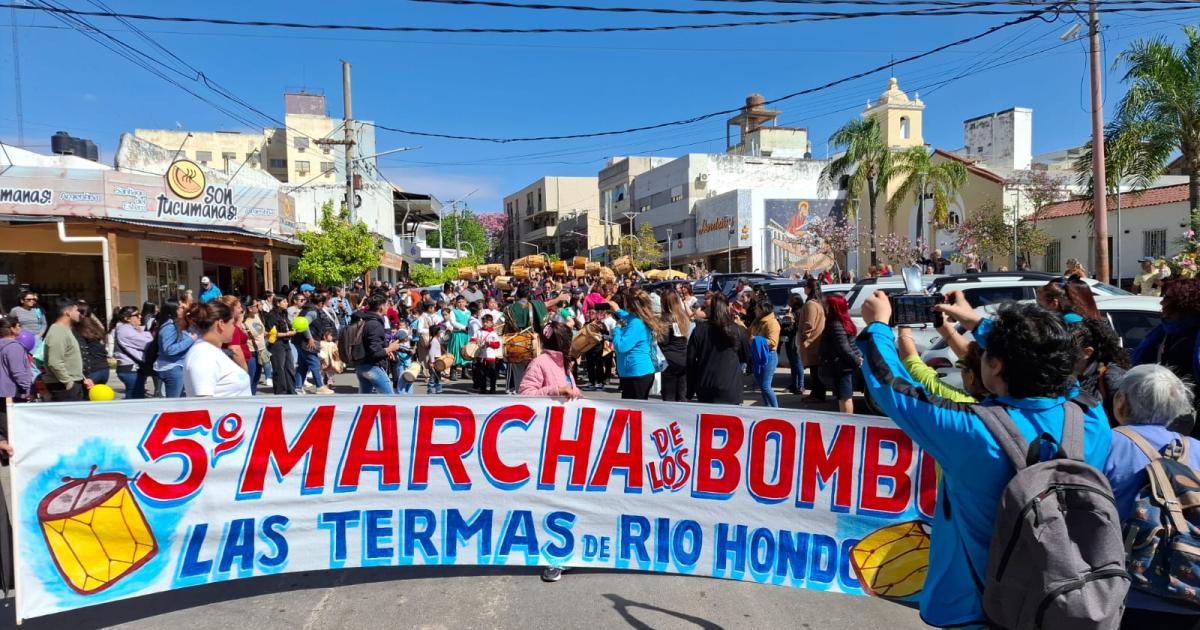 5°Marcha de los Bombos en Las Termas- Foto- EL LIBERAL