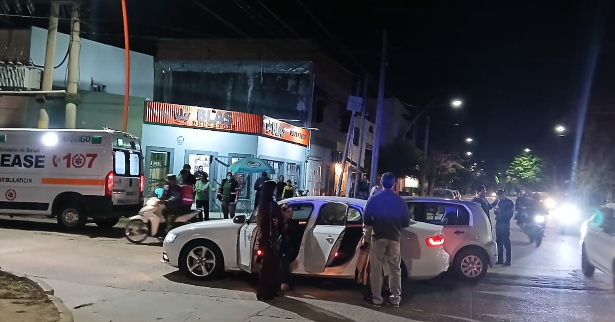 Ambos vehículos fueron trasladados a la dependencia policial para continuar con las diligencias de rigor (Foto- Policía de Santiago del Estero)